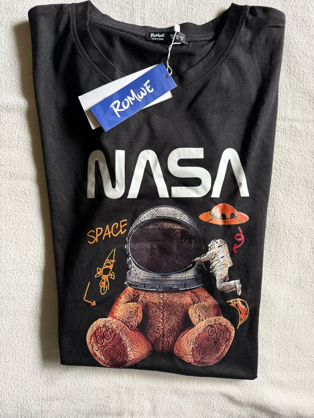 ROMWE Black NASA Teddy Astronaut Graphic Tee